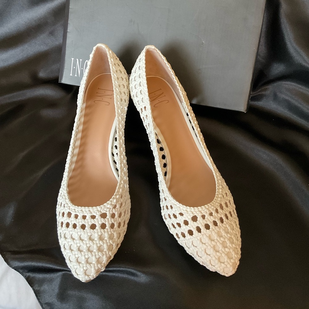 INC International Concepts Women's White Woven Pumps